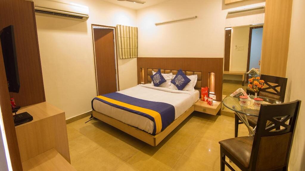 OYO is one of the most couple-friendly hotel booking sites in India
