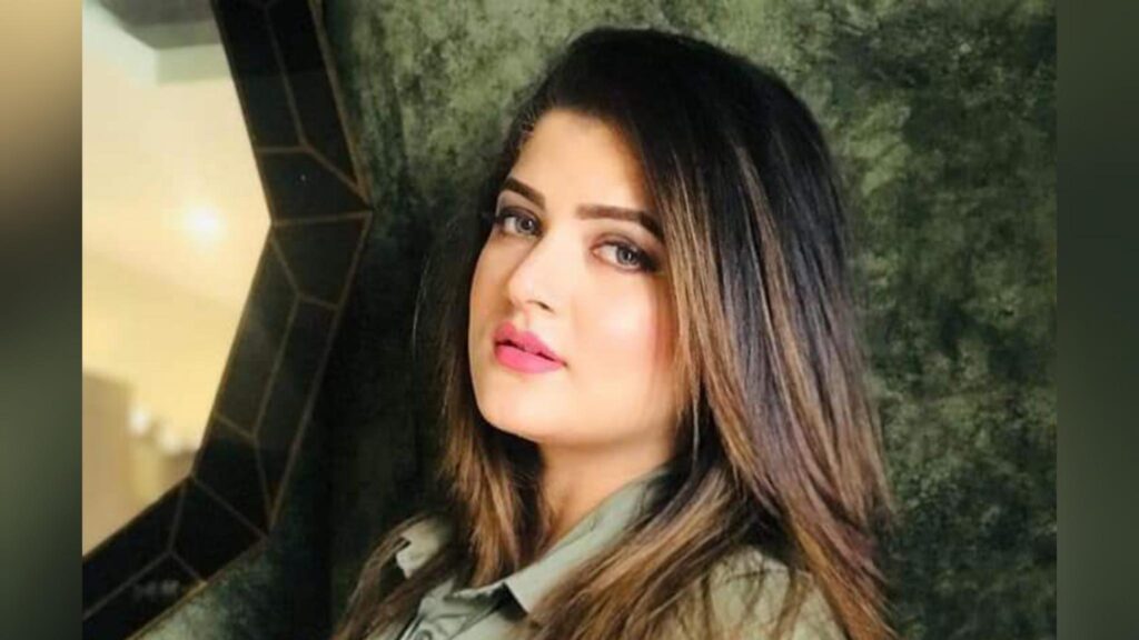 Srabanti Chatterjee is hot bengali actress in Tollywood. 