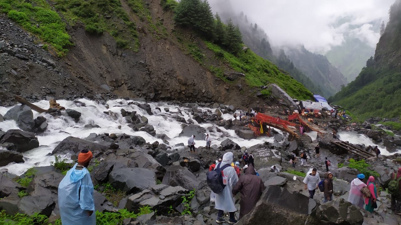 Manimahesh Yatra 2022 Dates are from 12th August 2022 to 4th September 2022.