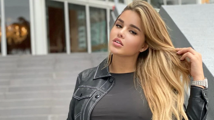 Anastasia Kvitko is the top most Russian girls with 12.2M followers on Instagram.