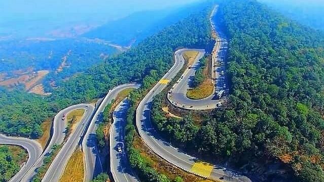 Patratu Valley is one of the most beautiful places to visit in Jharkhand. 
