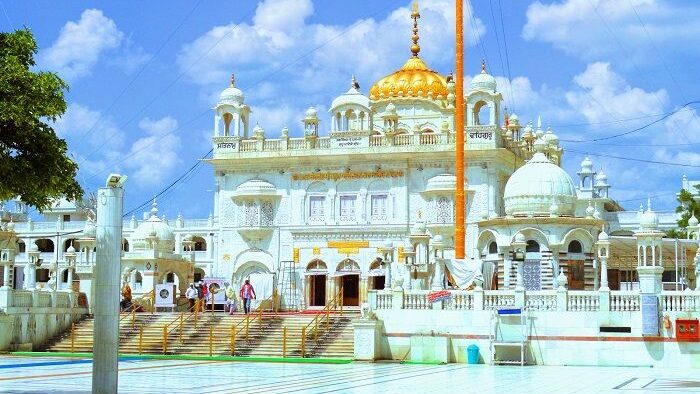 Takht Sri Patna Sahib is one of the best patna me ghumne ki jagah.