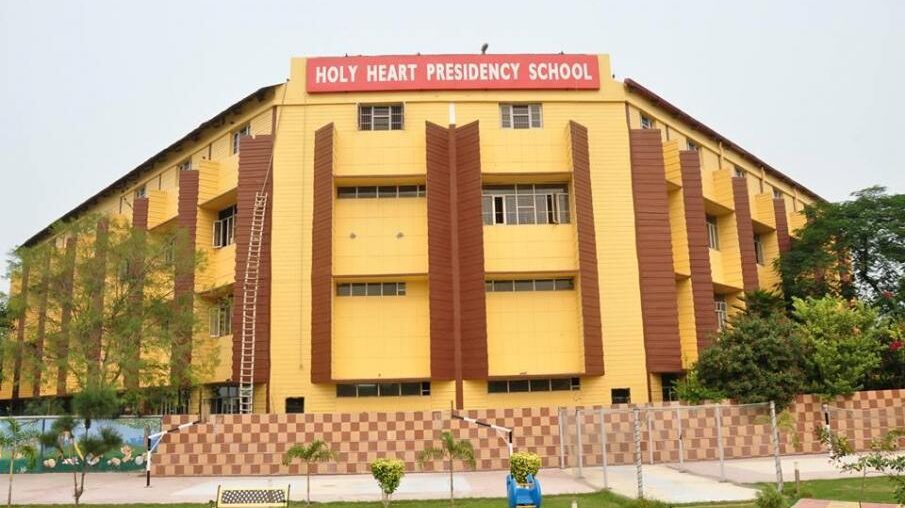 Holy Heart Presidency School is one of the top schools in Amritsar.
