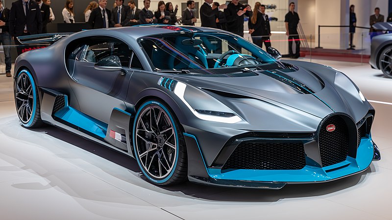 The gorgeous design of Bugatti Divo makes it one of the most expensive cars in the world.