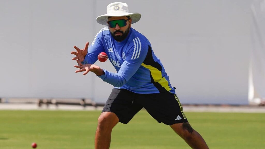 Rohit Sharma 264 runs in ODI is one of the most popular cricket records.