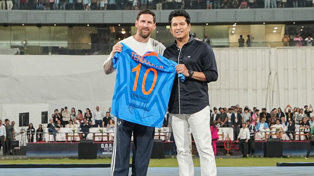 Sachin Tendulkar's 100 international century cricket records are almost impossible to break
