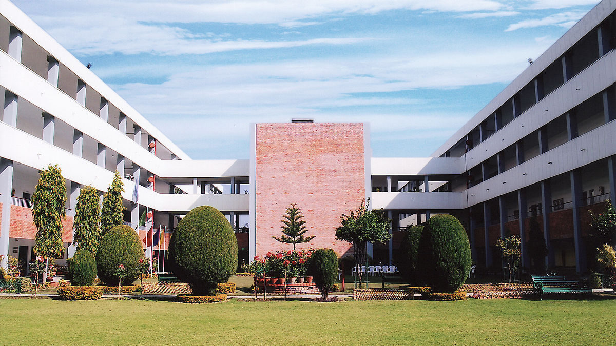 Saint Kabir Public School is one of the best schools in Chandigarh.