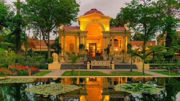 Garden of Dreams is one of the most visited tourist places in Kathmandu.