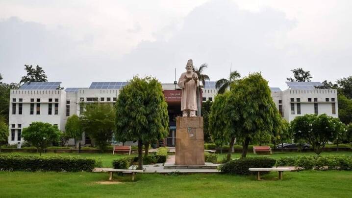 Jamia Millia Islamia