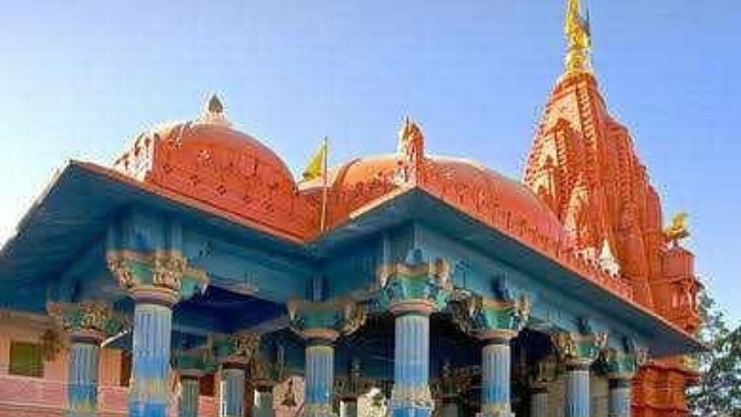 Brahmaji Temple in Puskar is the only Brahmaji Temple in India.