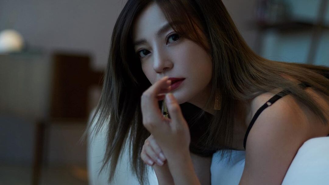 Zhao Wei is one of the most beautiful and sexy chinese actresses.