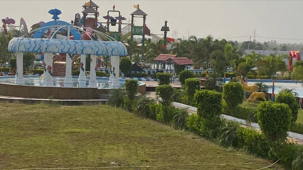 Crazy World Water Park is one of the popular water parks in Gaya to visit with family.