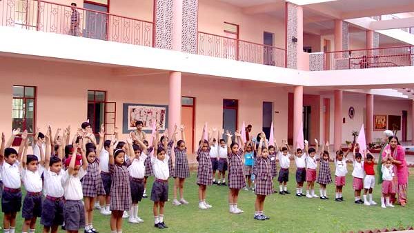 Springdales School is top notch popular barding schools in Jaipur.