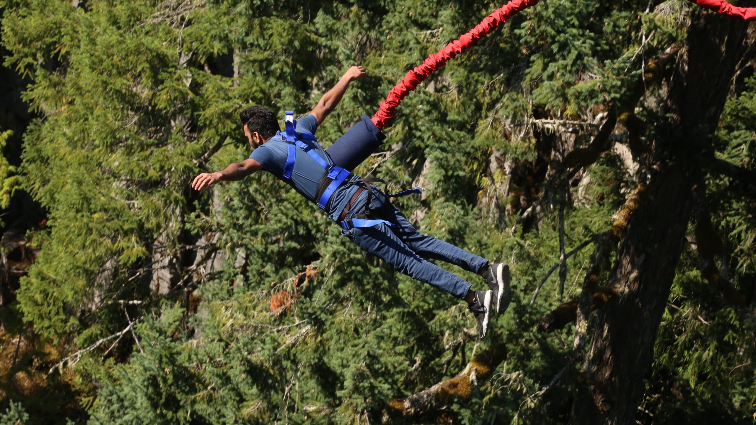 Bungee Jumping in Rishikesh is popular destinations in India for adventure travel. 