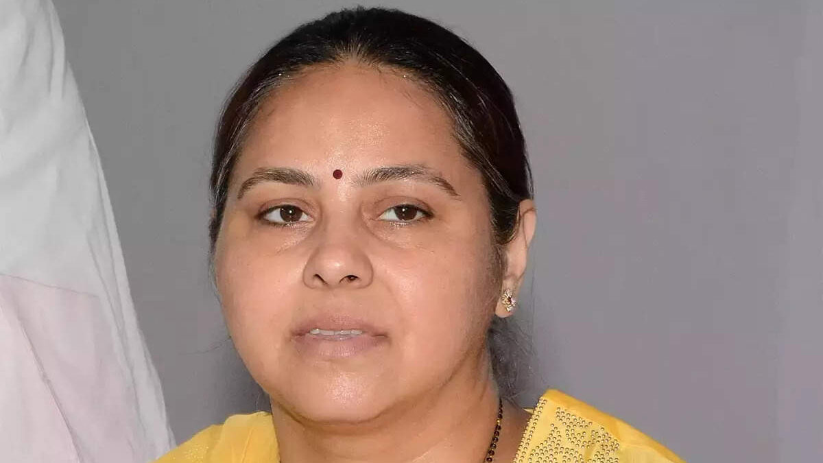 Misa Bharti is well known women politicians from Bihar.