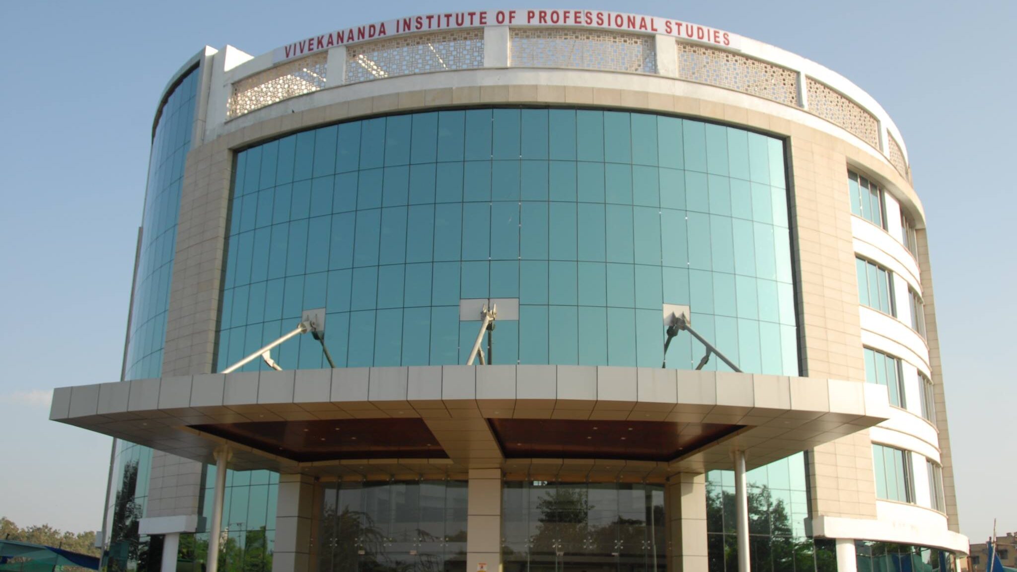 Vivekananda Institute Of Professional Studies is a reputed GGSIPU law colleges accepting CLAT scores.