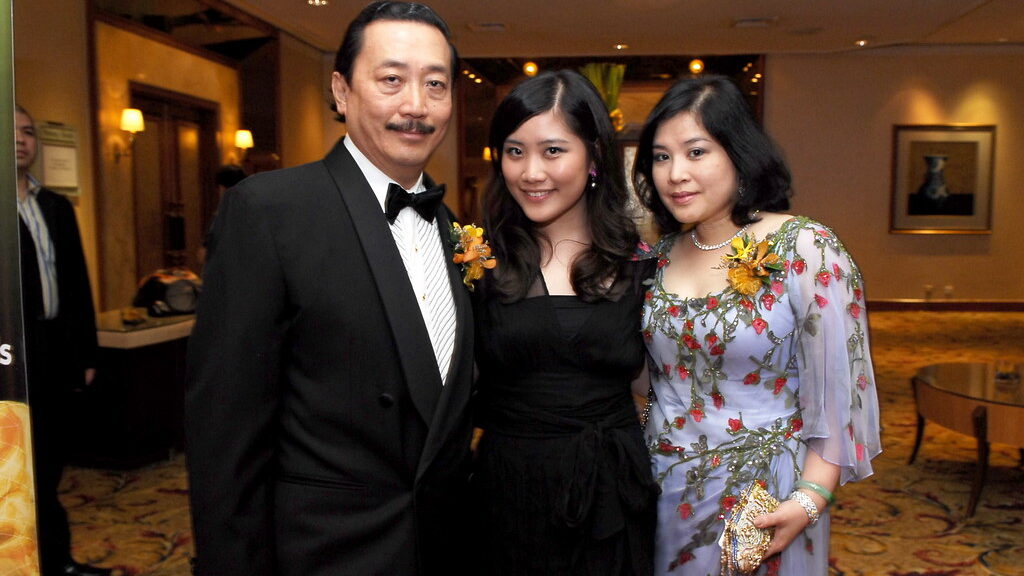 Tan Sri Dato’ Seri Vincent Tan Chee Yioun is one of the most successful entrepreneurs in Malaysia.