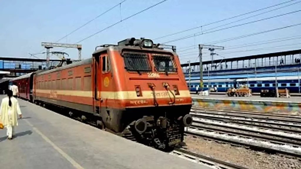 Special trains for Kerala will help during the Christmas, Sabarimala and Maha Kumbh 2025.