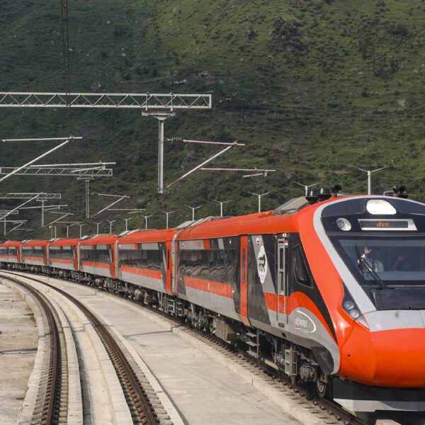 Benefits of the 15 Minute Rule for Vande Bharat Ticket Booking